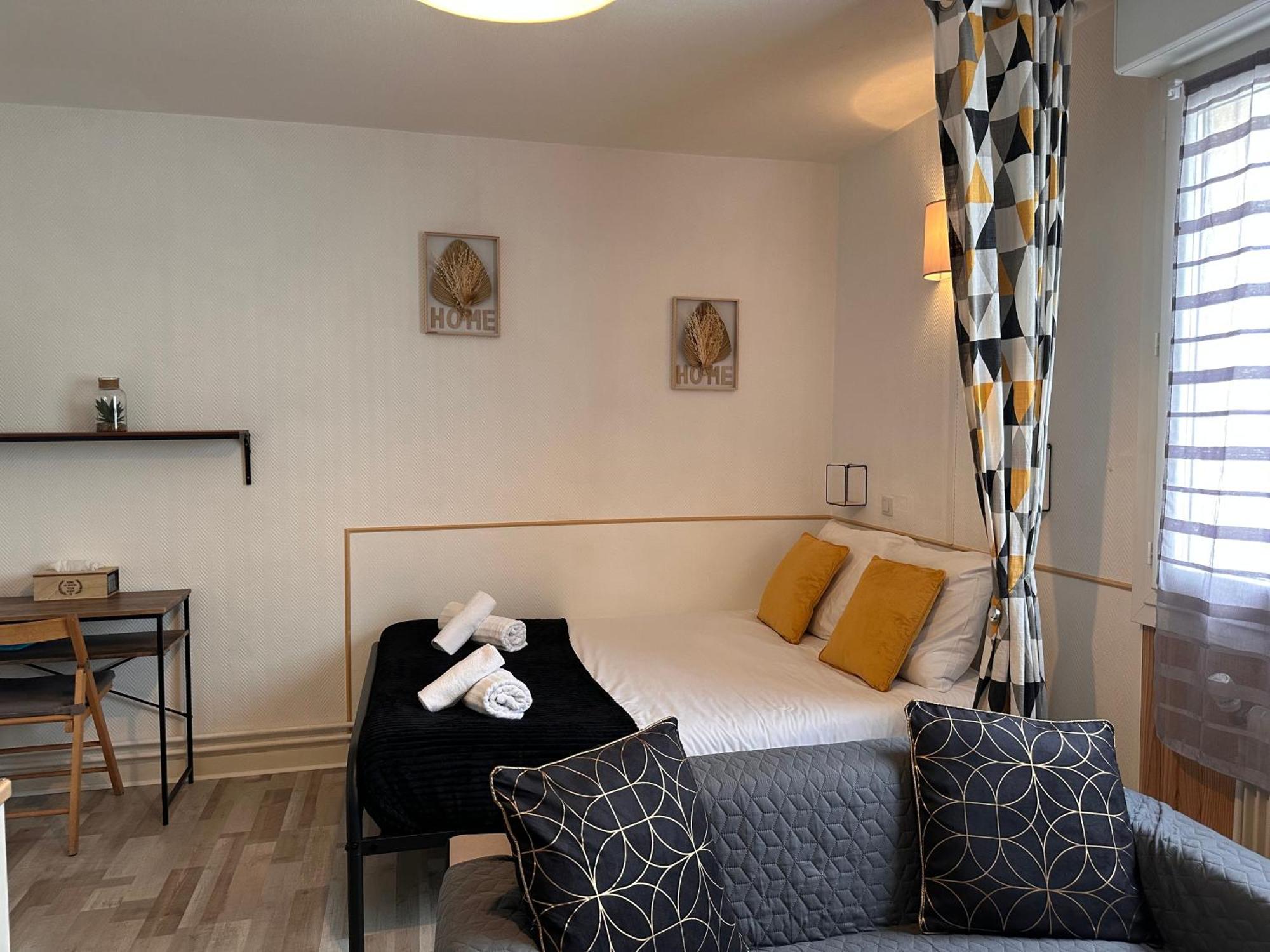 Orleans Centre Proche Gare - Appartement Fonctionnel Residence Calme Parking Prive Gratuit - Le Central Elegance Ngoại thất bức ảnh