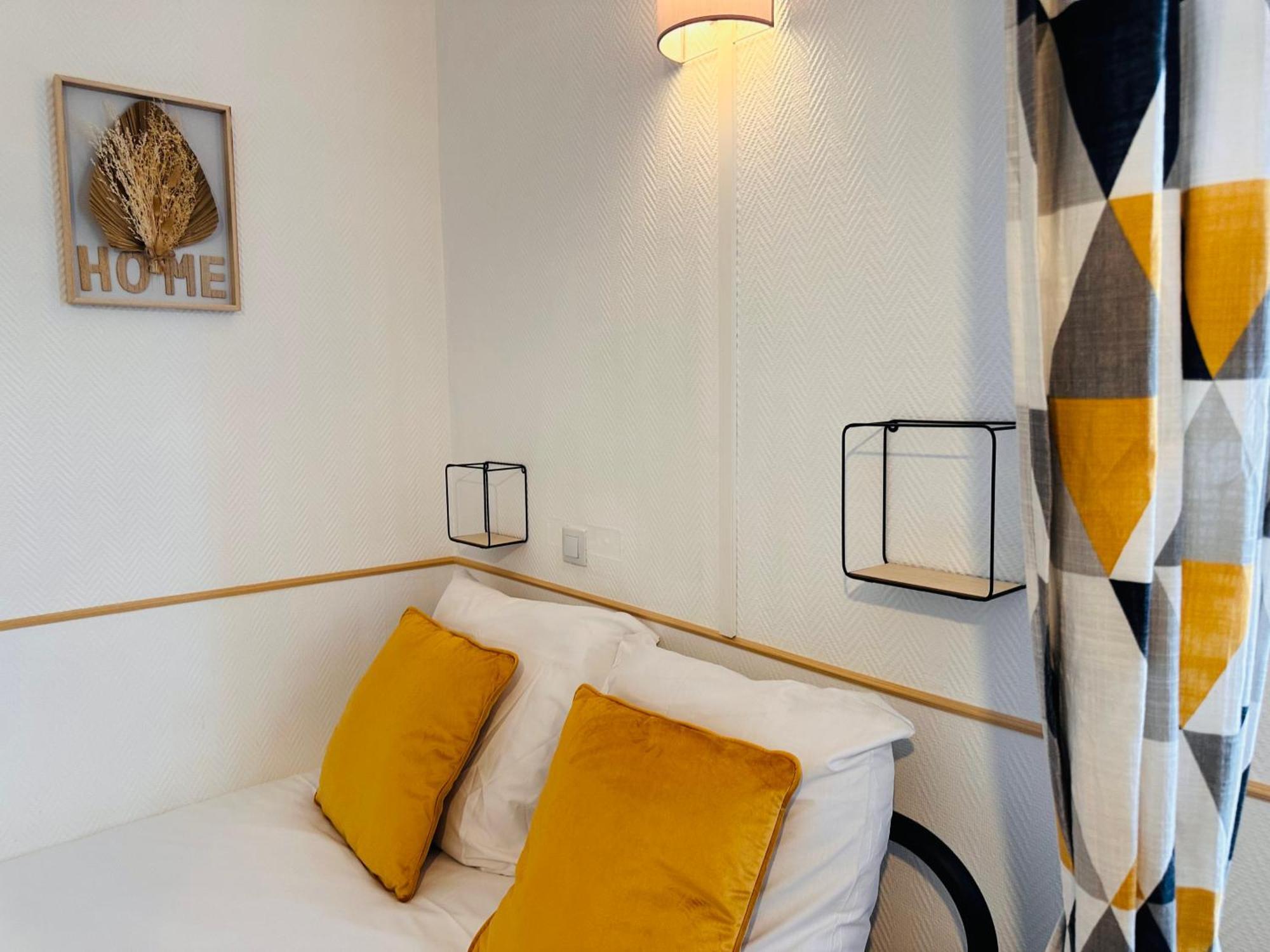 Orleans Centre Proche Gare - Appartement Fonctionnel Residence Calme Parking Prive Gratuit - Le Central Elegance Ngoại thất bức ảnh